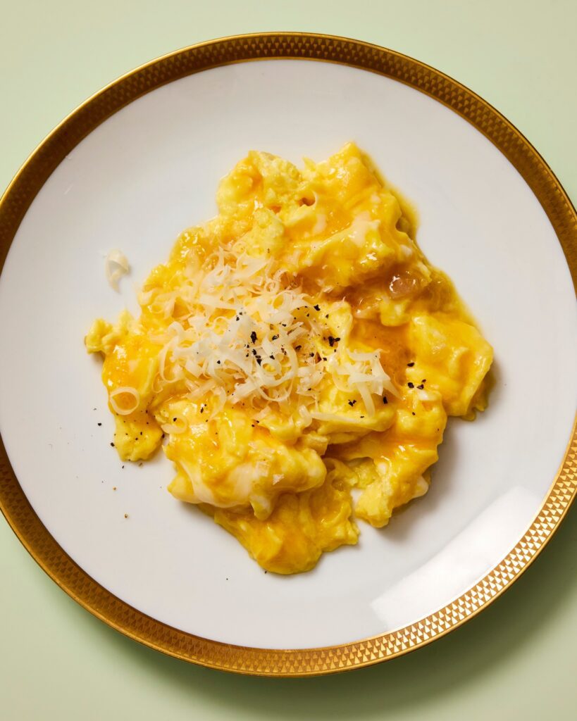 Soft Scramble with Shallots & Comté