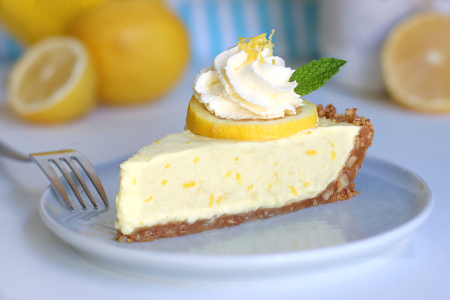 Easy Greek Yogurt Lemon Cream Pie (No-Bake Filling!)
