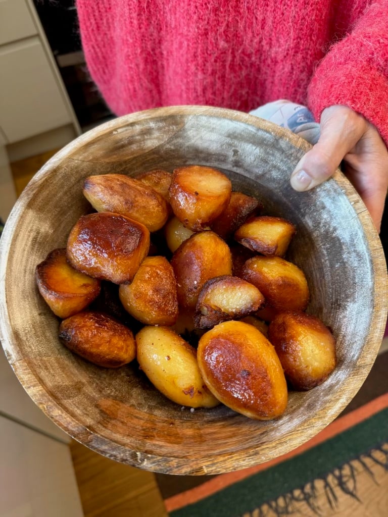 How To Make English Roast Potatoes